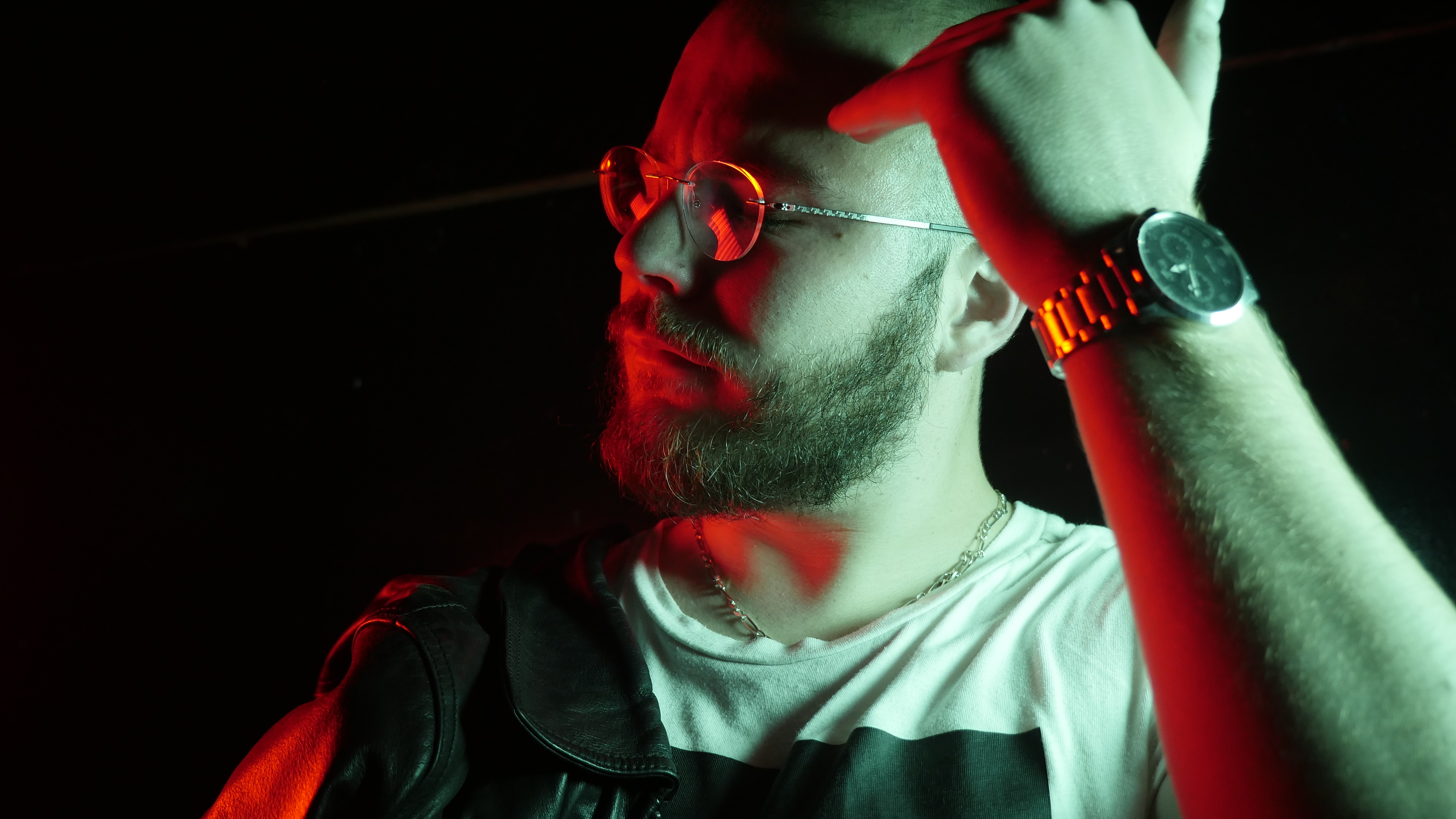 RA2Z / Thunes au bar